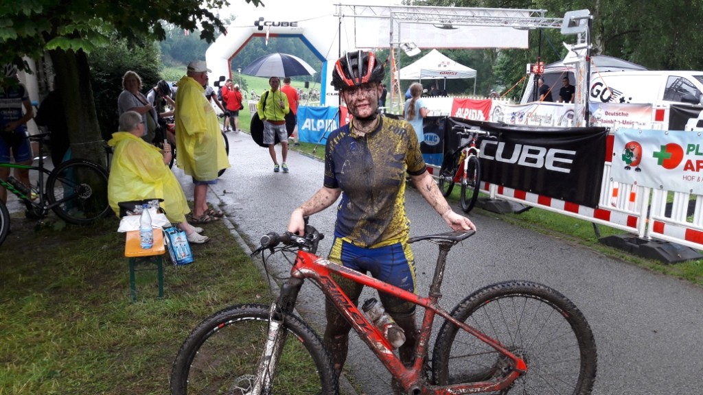 Mountainbike ist Outdoorsport- Johanna siegt in Hof