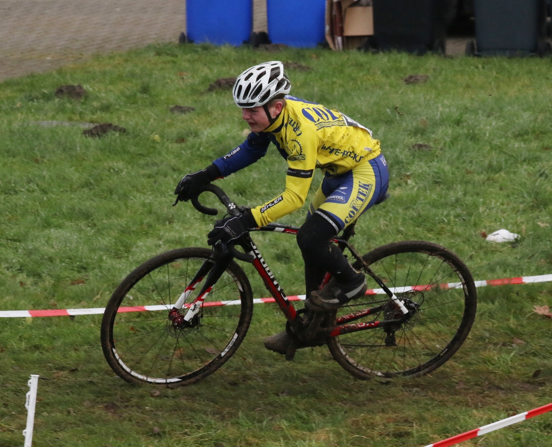 Gregor biegt ums Eck