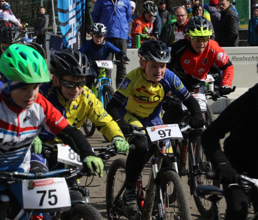 Start der U13: mit dabei Niklas Praekelt und Konrad Wiegleb