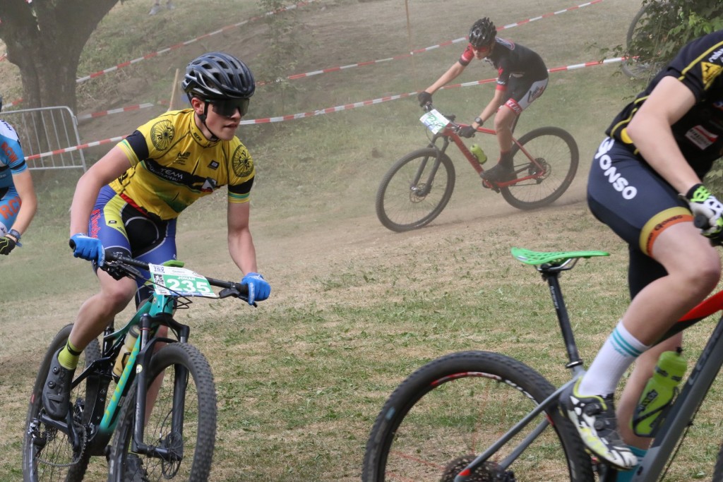Johan nimmt nach dem Platten die Verfolgung auf